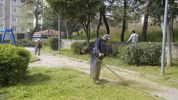 Kartal’ın Park ve Yeşil Alanları Yaza Hazırlanıyor