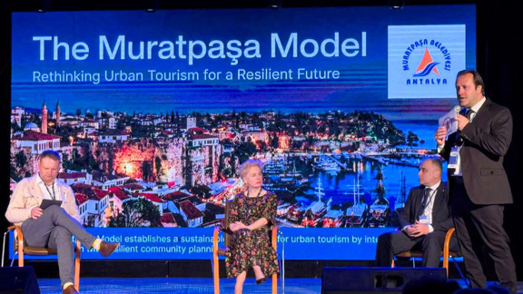 Muratpaşa'dan Turizmin Geleceği Şehirde hamlesi
