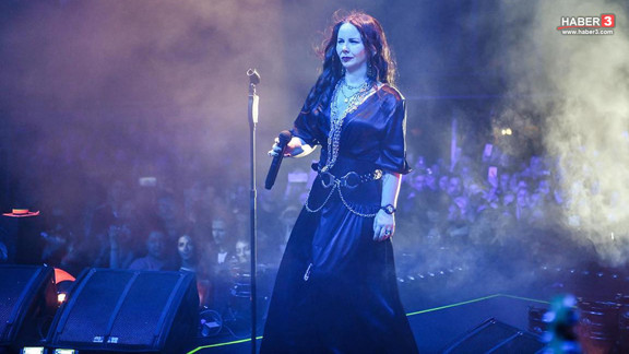 ''Şebocu''lara müjde: Şebnem Ferah yıllar sonra kulaklardaki pasları silmek için dönüyor!