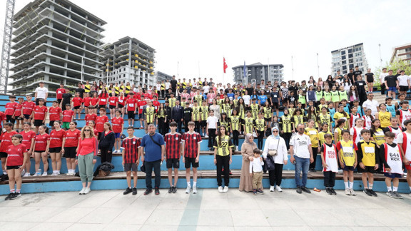 Küçükçekmece'de 19 Mayıs Gençlik Koşusu düzenlendi