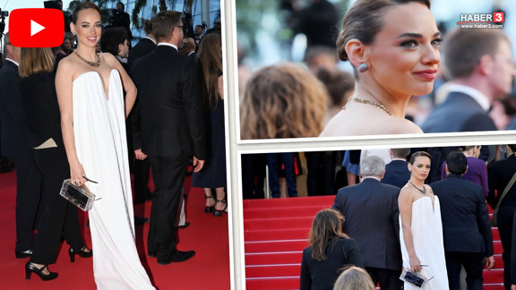 Seda Bakan'ın Cannes tarzı sosyal medyayı ikiye böldü: Lüks kıyafeti perdeye benzetildi