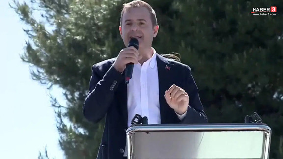 ''AK Parti'ye geçecek'' iddiaları Balıkesir'i sarsmıştı: Ahmet Akın meydandan son noktayı koydu!