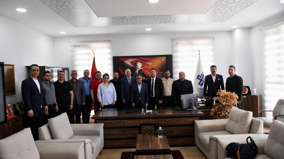 Altıeylül Belediyesi memur ve kadrolu işçileri kapsayan banka promosyon sözleşmesi imzaladı