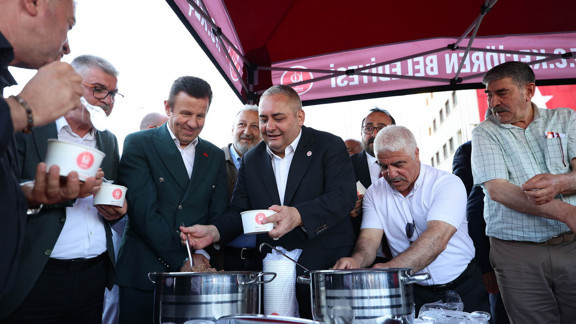 Keçiören'de Matem Aşı ve Aşure Lokması paylaşıldı