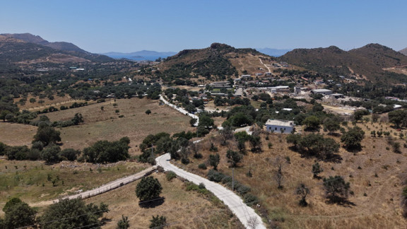 Bodrum'da Fen İşlerinden 125 Bin Metrekarelik Beton Yol ve Parke Çalışması