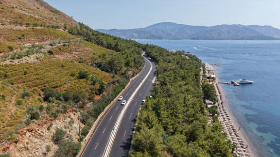 Muğla Büyükşehir Belediyesi’nin Marmaris İçmeler’de 77 milyon TL’lik yol yatırımı tamamlandı