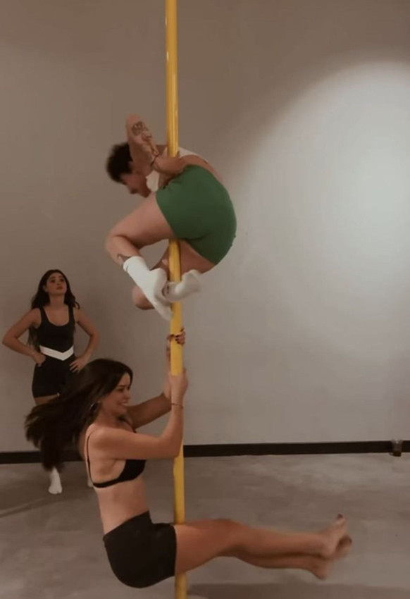 Seray Kaya Sultana İçin sınırları zorladı! Direk dansı performansı dudak ısırttı! - Resim: 4