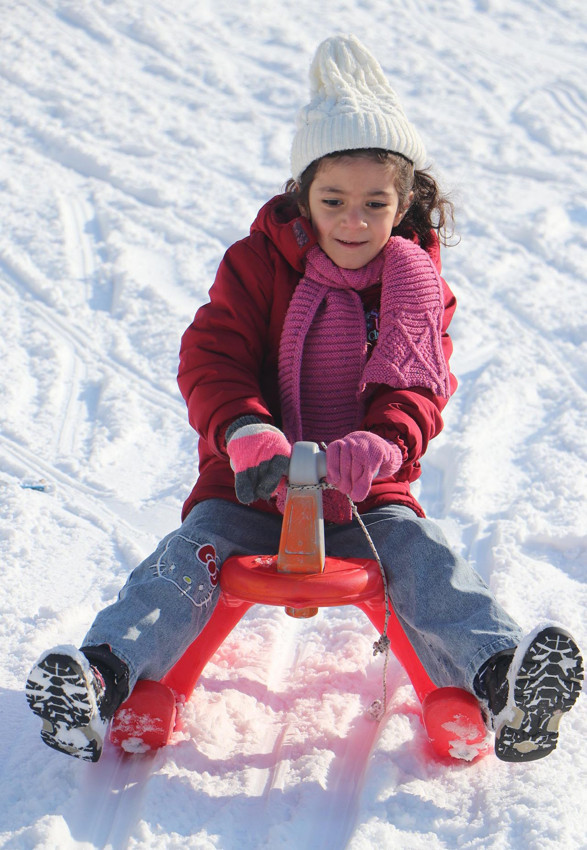 Sömestir tatilinin son günlerinde Türkiye'nin beyaz cennetindeki kalabalık objektiflere sığmadı - Resim: 3