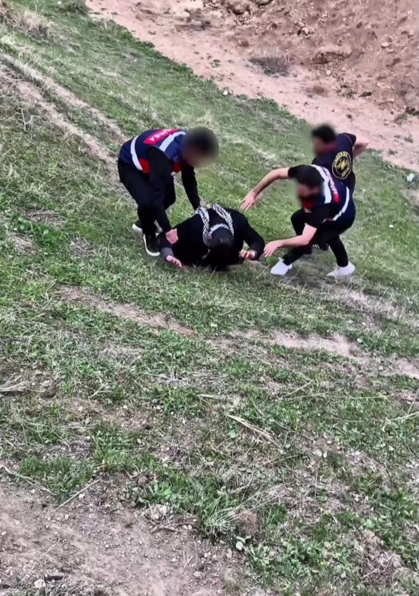Firari suç makinesi şehirde aranırken dağda bulundu - Resim: 3