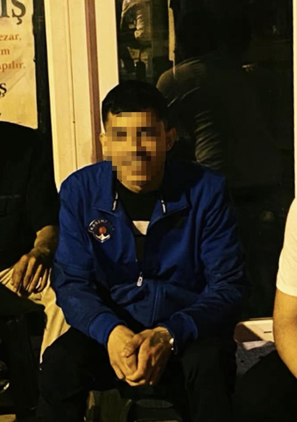 Bacağından bıçaklanan genç öldü, yengesi cinayetten tutuklandı! - Resim: 2