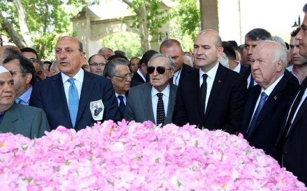 Şevket Demirel son yolculuğuna uğurlandı - Resim: 3