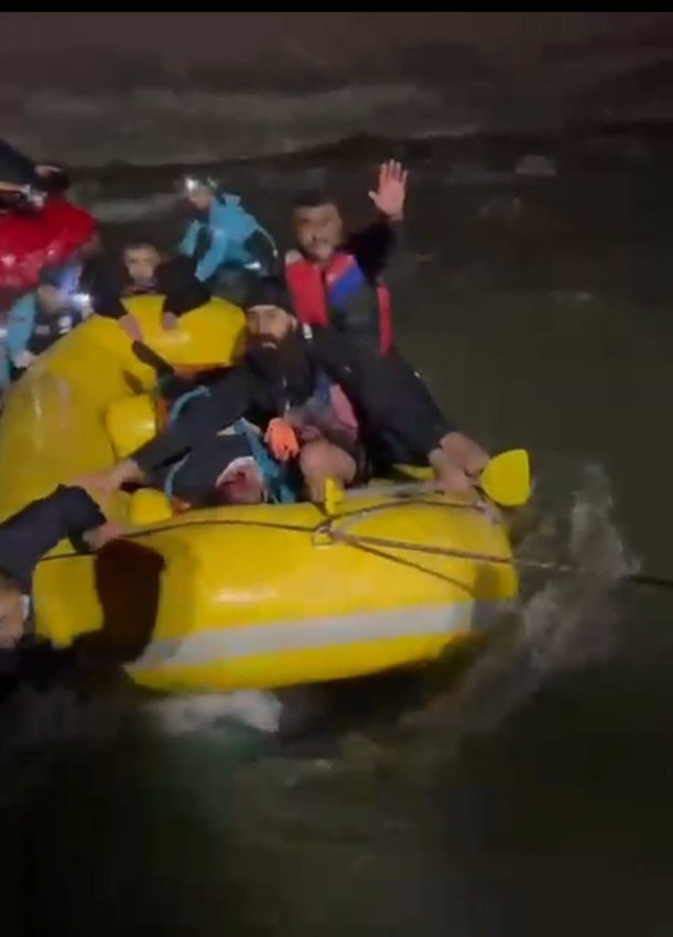 Gece yarısı kahderen haber: Bir araç Zap suyuna uçtu, genç kadın hayatını kaybetti - Resim: 4