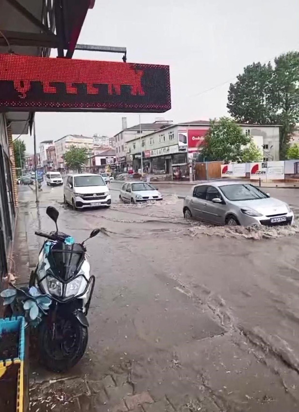 Tam yaz geldi derken... İstanbul'u dolu ve sağanak vurdu! - Resim: 4