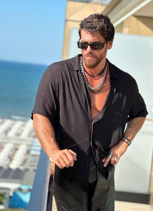 Can Yaman ile sevgilisi DJ Sara Bluma Bodrum'da aşka geldi - Resim: 1