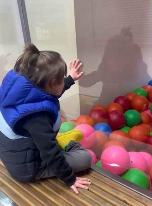 Ankara'da özel çocukların aileleri ayağa kalktı: AVM önünde protesto! - Resim: 1
