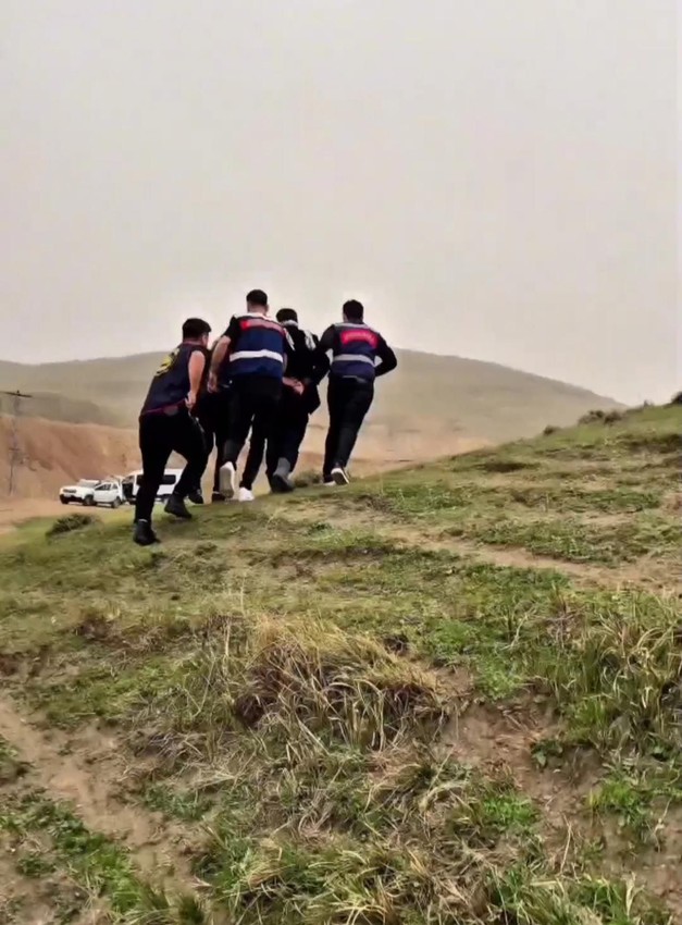 Firari suç makinesi şehirde aranırken dağda bulundu - Resim: 4