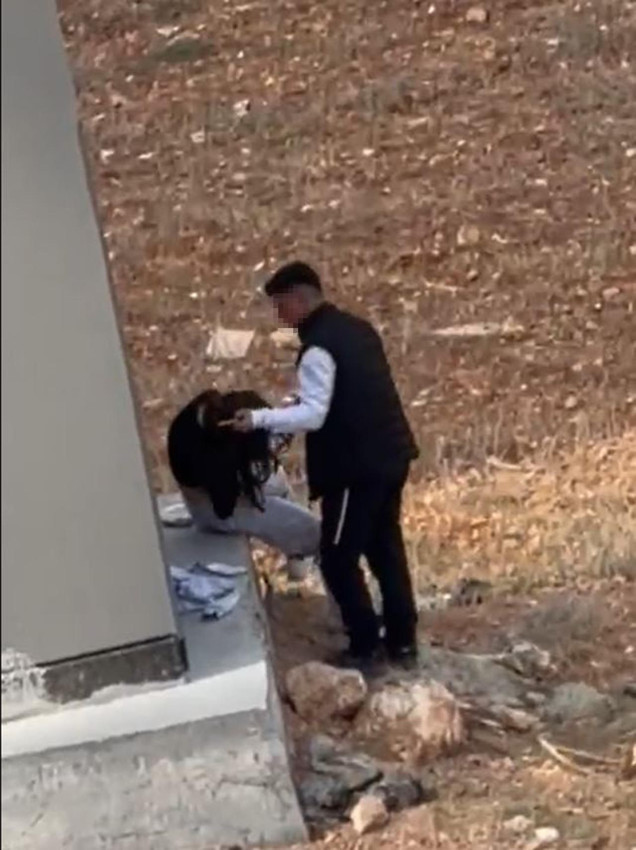 Yer: Adana... Tartıştığı kadını boş arazide darbetti! - Resim: 1