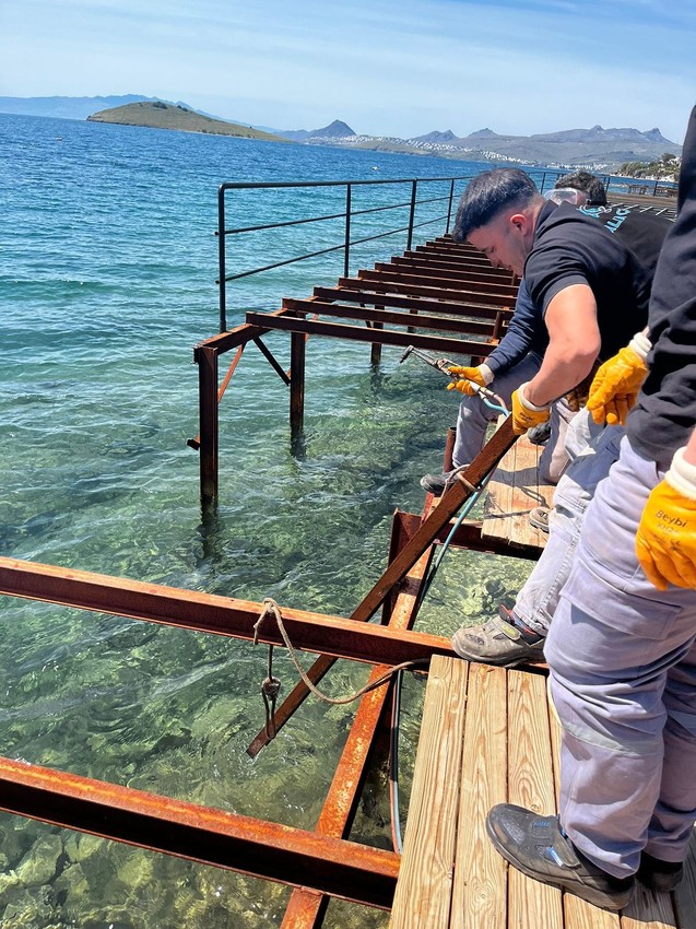 ''Bu yaz da Bodrum'da iskelede güneşleniriz'' diyen sosyeteye kötü haber - Resim: 1