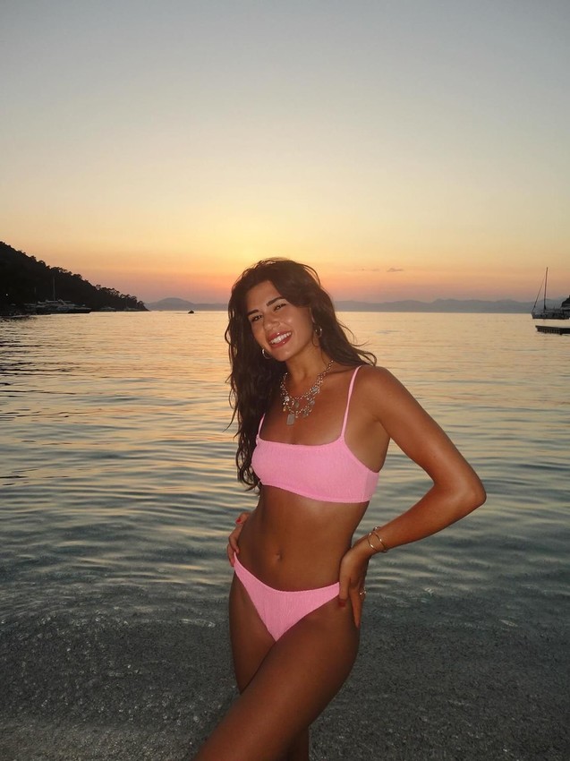 Sivil Çetinkaya'nın Bodrum'daki lüks malikanesi adeta dudak ısırttı - Resim: 4