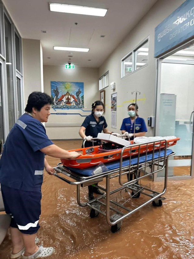 Tayland'ı fırtına yıktı geçti: Ölü ve yaralılar var - Resim: 4