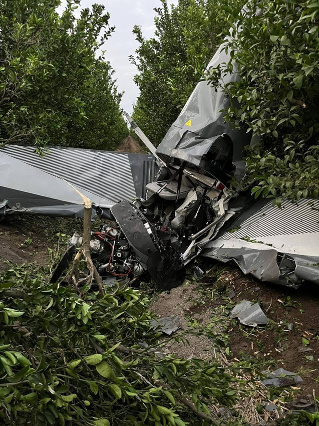 Adana'da düşen eğitim uçağı, evlilik teklifinden sonra irtifa kaybetmiş; o anlar kamerada - Resim: 3