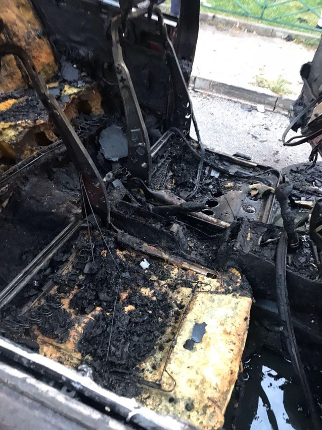 Dört yıllık birikimiyle satın aldığı araç 30 dakikada kül oldu... - Resim: 3