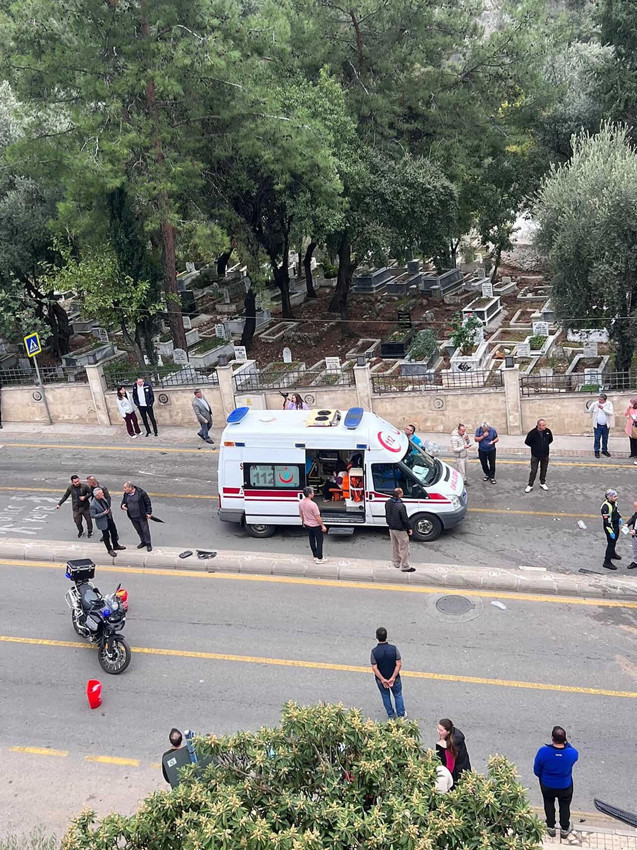 Muğla'da feci kaza: Çok sayıda öğrenci yaralandı - Resim: 4