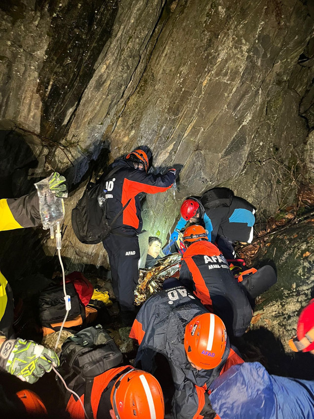 Kış turizminin cenneti Uludağ'dan kahreden haber: Kaybolan 2 çocuktan biri hayatını kaybetti - Resim: 3