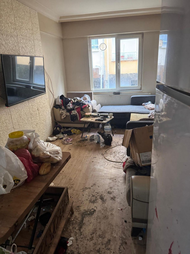 Tam 8 aydır kiralarını alamayan ev sahipleri evlerine gittiklerinde hayatlarının şokunu yaşadı - Resim: 2