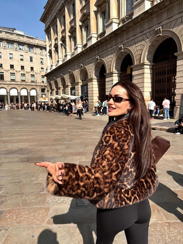 Fahriye Evcen ve Burak Özçivit'ten Milano'da romantik tatil! - Resim: 4