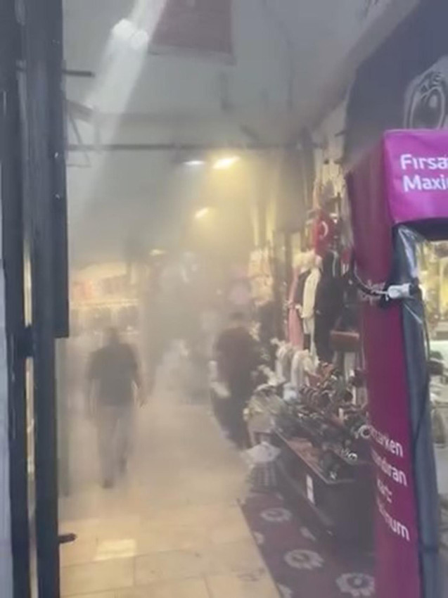 Turizmin kalbi Kapalıçarşı'da korkutan yangın - Resim: 2