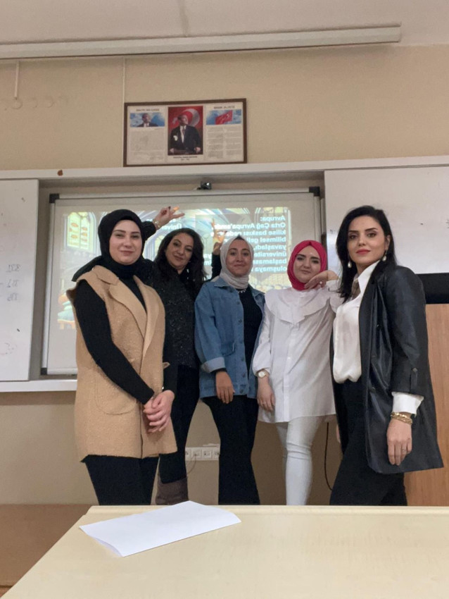 Kızını örnek alan 2 çocuk annesi önce liseyi bitirdi, şimdi de üniversite öğrencisi oldu - Resim: 4