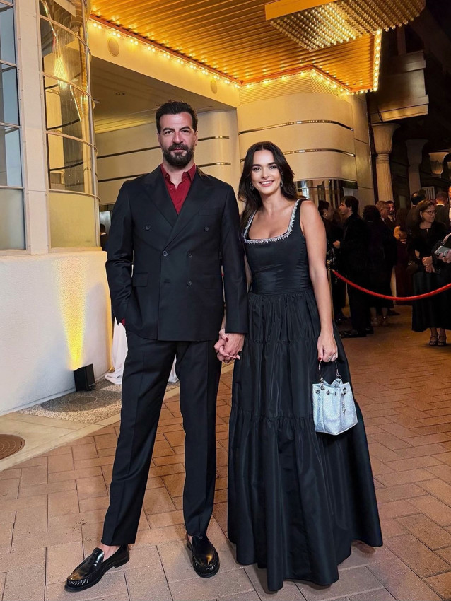 Magazin dünyasının ünlü çifti İsmail Demirci ile Hande Soral ikinci balayında aşka geldi - Resim: 2