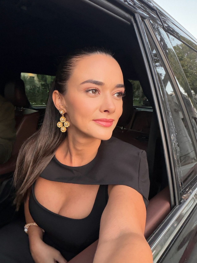 Magazin dünyasının ünlü çifti İsmail Demirci ile Hande Soral ikinci balayında aşka geldi - Resim: 4