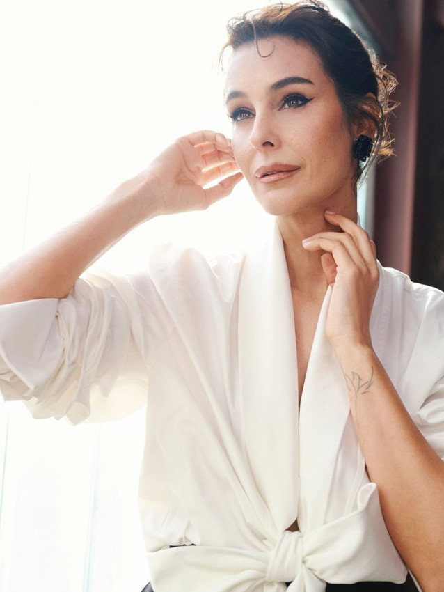 Türkiye'nin 52 yaşındaki yıllara meydan okuyan tescilli güzeli genç mankenlere taş çıkardı... - Resim: 2