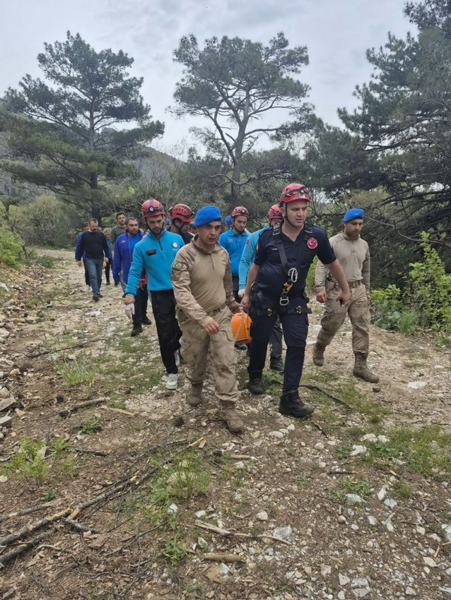 Gece yarısı kaybolmuştu, cansız bedeni ormanda bulundu - Resim: 2