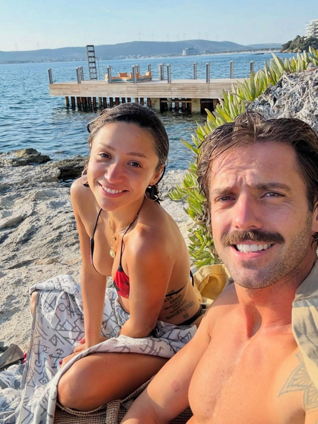 Zeynep Bastık ve Serkay Tütüncü'den aşk ilanı: ''Sana çok aşığım, iyi ki benimsin!'' - Resim: 4