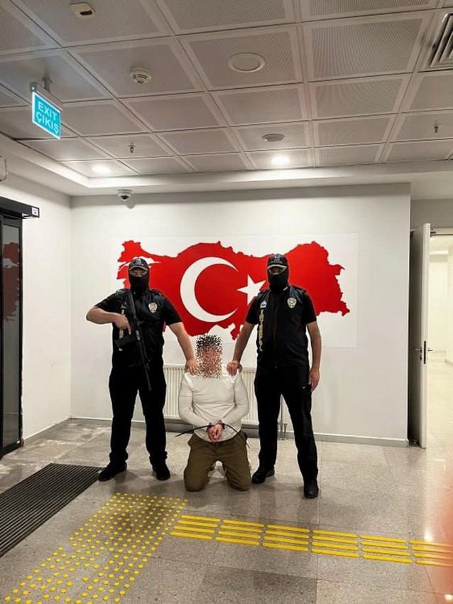 Bir ''Kırmızı B&uuml;lten''li su&ccedil; &ouml;rg&uuml;t&uuml; lideri daha T&uuml;rkiye'de! U&ccedil;aktaki sinsi planı son anda &ccedil;&ouml;kt&uuml; - Resim: 5