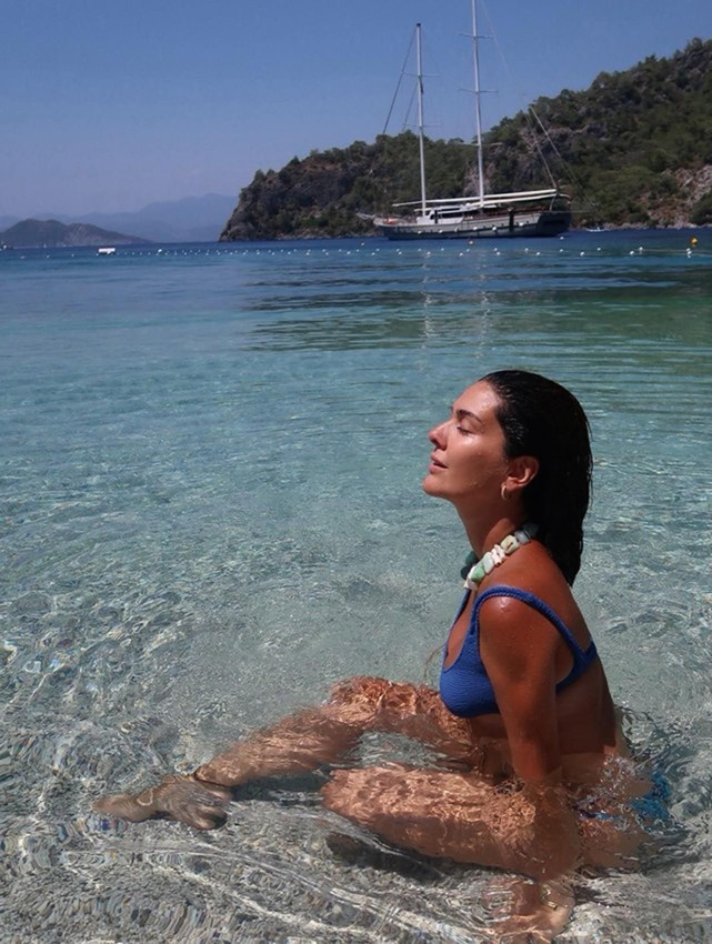 Bergüzar Korel'i çıldırtan olay: ''Tükettiniz bizi, delirttiniz!'' - Resim: 3