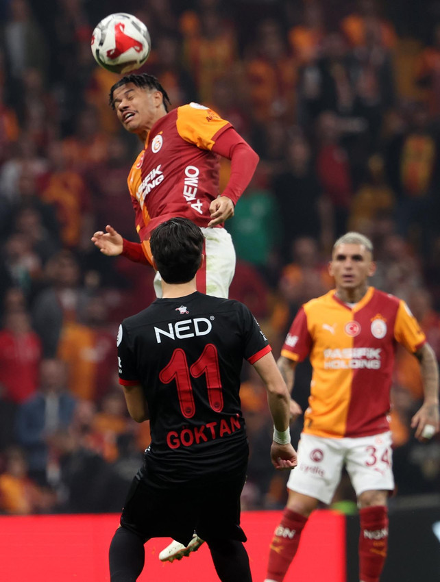 Galatasaray, Gençlerbirliği'ni geriden gelerek yendi! - Resim: 3