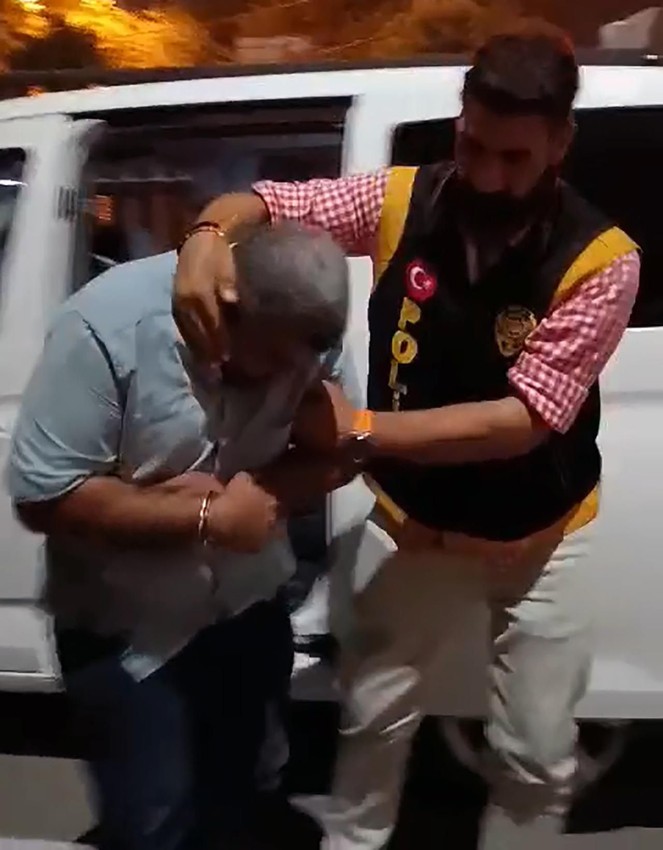 Genç kadına sokak ortasında kahvaltıyı geç hazırladın şiddeti - Resim: 3