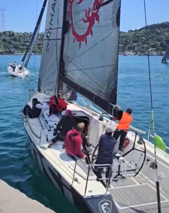 İstanbul Boğazı'nda nefes kesen anlar! Faciaya ramak kaldı - Resim: 3