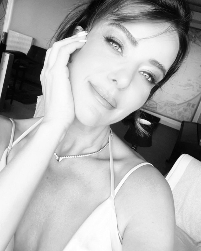 Ekranların güzel sunucusundan 1 kötü, 2 iyi haber birden - Resim: 1