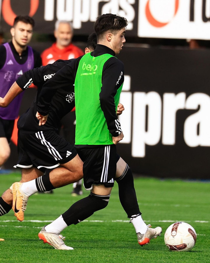 Beşiktaş 17 yaşındaki 10 numaralı yıldızını bedelsiz kaybedebilir - Resim: 2