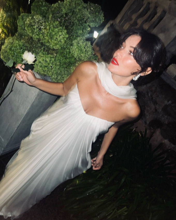 Pınar Deniz ve Kaan Yıldırım çifti bebeklerini kucaklarına aldı - Resim: 1