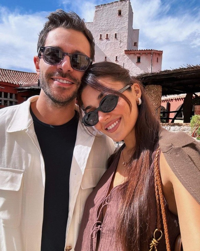 Hande Erçel ile Hakan Sabancı arasındaki büyük aşk bitti mi ? - Resim: 1