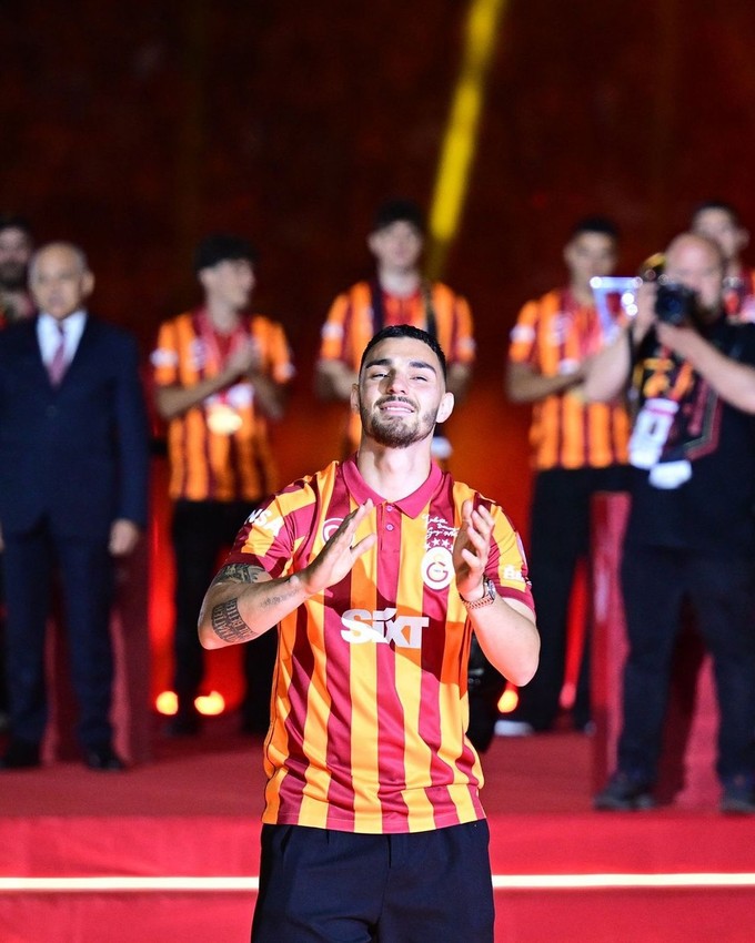 Galatasaray, Kaan Ayhan’ın sözleşmesini uzattı - Resim: 4