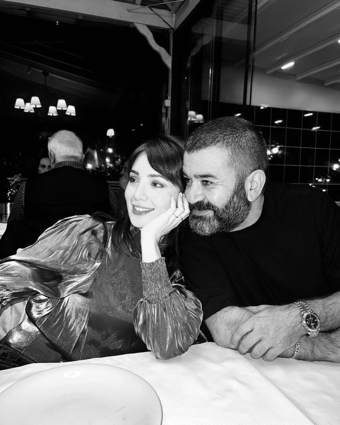 Bülent Şakrak, Ceyda Düvenci'yle boşandıktan sonra 3'üncü kez aşık oldu - Resim: 3