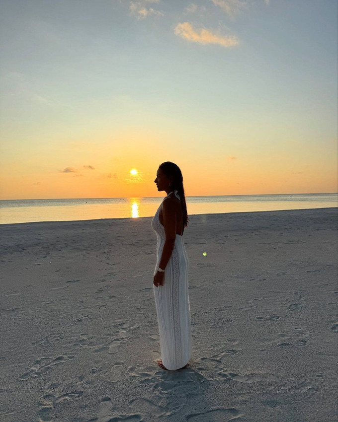 Hadise Maldivler'de yaz sezonunu açtı; cesur paylaşımları olay oldu - Resim: 3