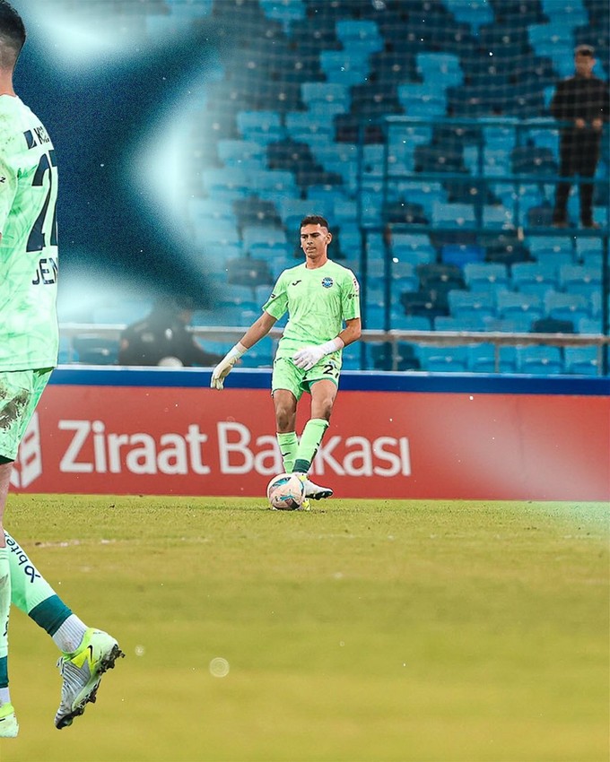Fenerbahçe 16 yaşındaki genç kalecinin transferini bitirdi - Resim: 2